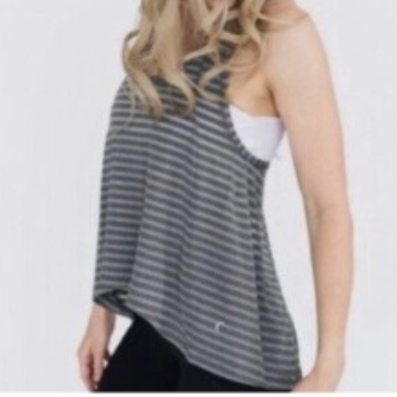 Zyia Active Nimbus Split Back Tank Top - Picture 2 of 7